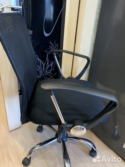Компьютерное кресло