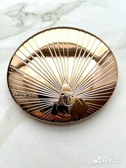 Charlotte Tilbury бронзеры Airbrush Flawless