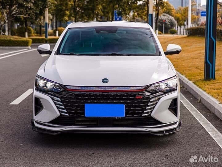 Dongfeng Aeolus Yixuan Max 1.5 AMT, 2021, 28 000 км