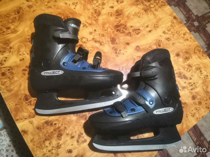 Коньки хоккейные 43 размер