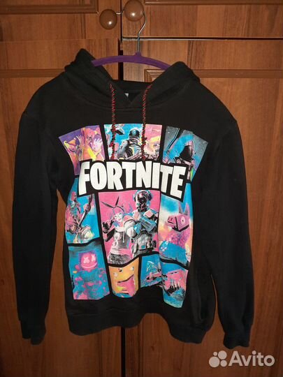 Кофта с капюшоном