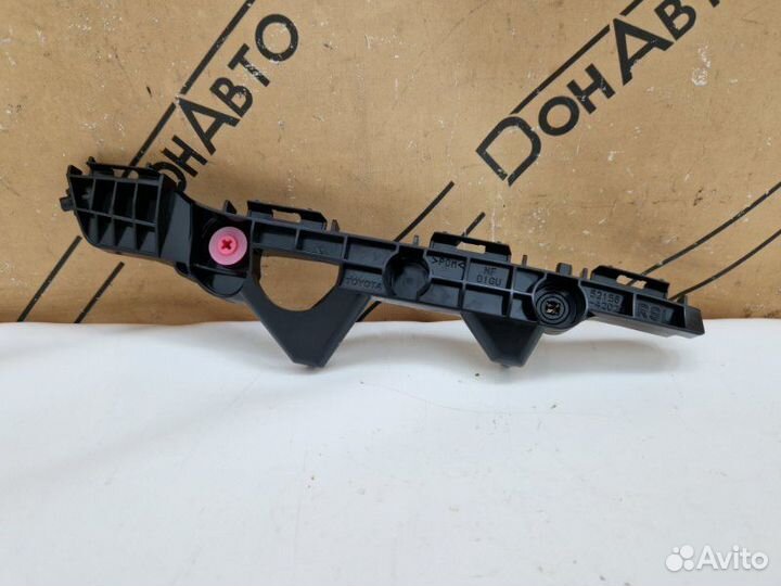 Кронштейн бампера задний левый Toyota Rav4 40