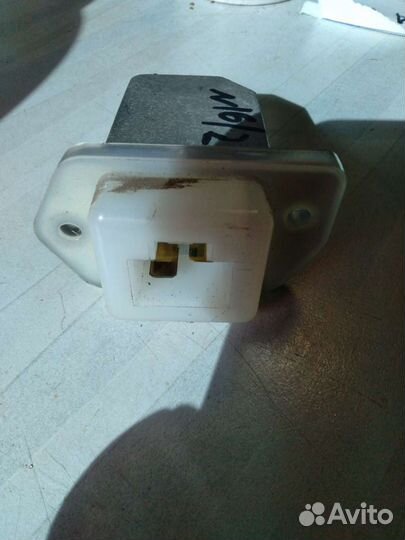 Nissan Almera N16 реостат печки