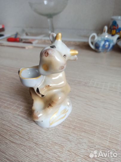 Коровка фигурка керамика Дулево