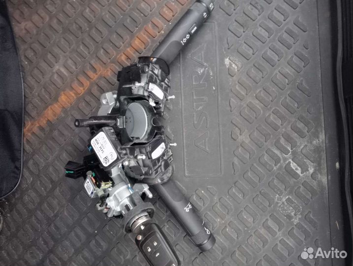 Замок зажигания с ключом для opel astra j