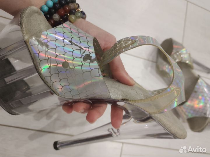 Стрипы pleaser 37 тройки