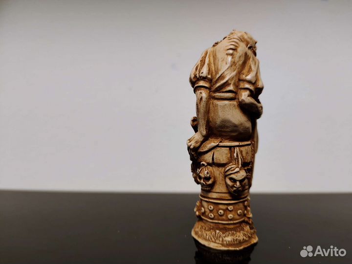 Статуэтка Баба Яга