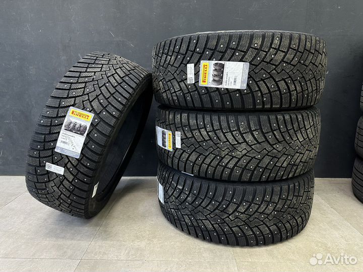 Pirelli Scorpion Ice Zero 2 285/45 R22 114H