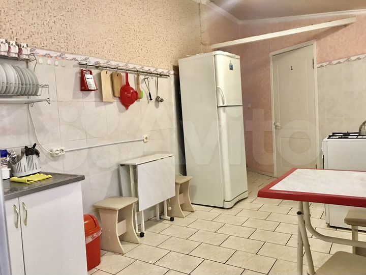 Комната 12 м² в 5-к., 2/2 эт.