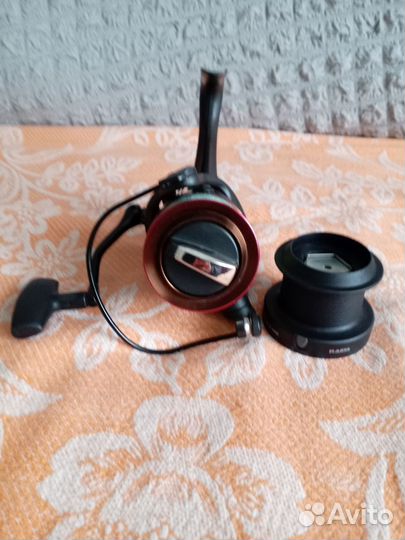 Катушка рыбаловная