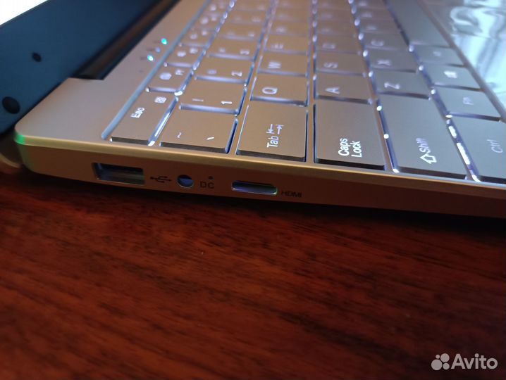 Ультрабук Smartbook новый