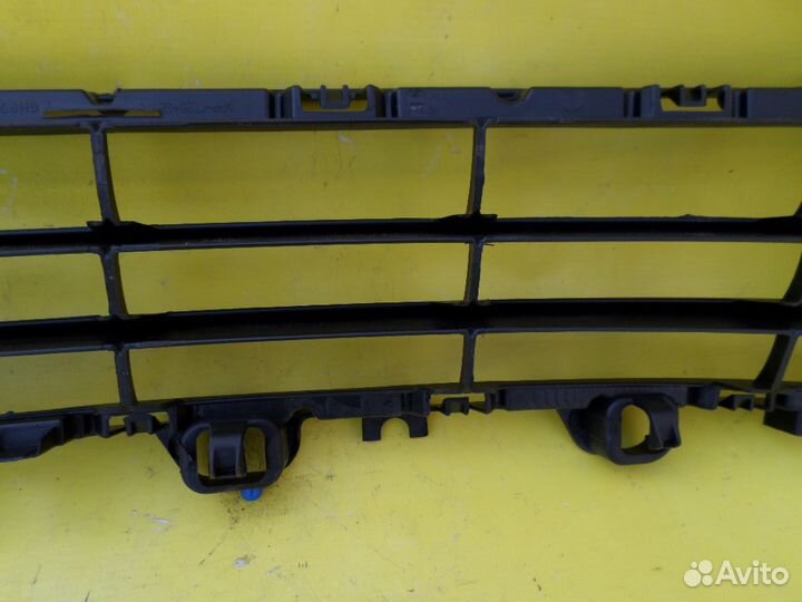 Нижняя решетка переднего бампера Мазда 6 GJ 2013