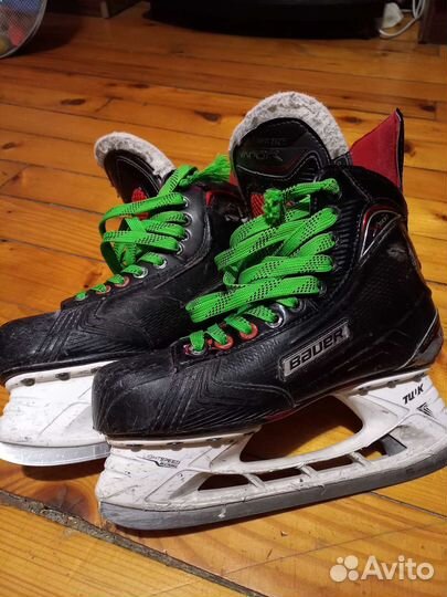 Коньки Хоккейные bauer vapor x600 39р. Формируются