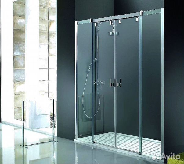 Душевая стеклянная перегородка