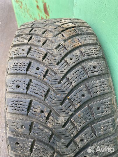 Michelin X-Ice North XIN2 205/55 R16 4 штуки