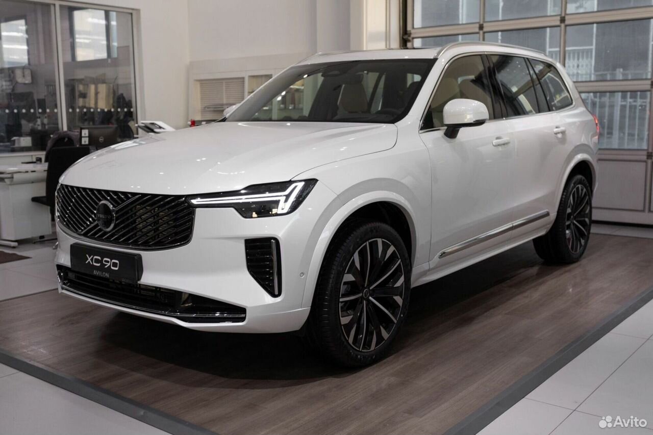 Volvo XC90 2.0 AT, 2025