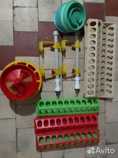 Поилки, кормушки