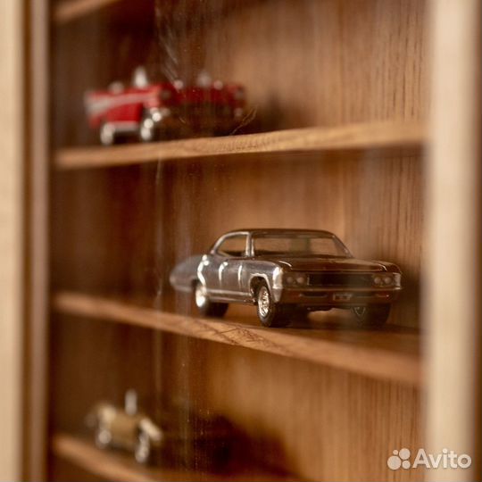 Витрина для коллекций: 