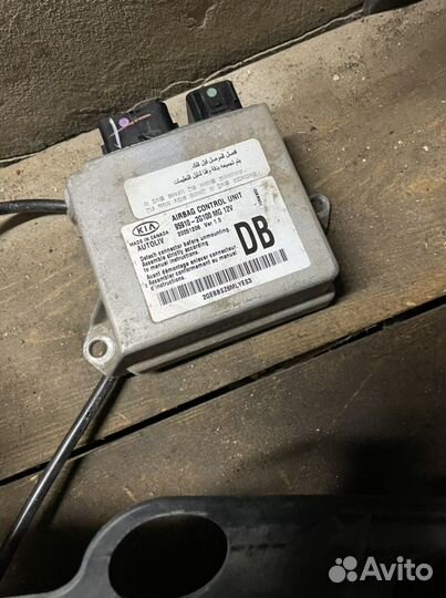 Блок srs киа маджентис 2