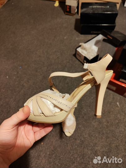 Босоножки женские 34 размер