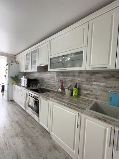 2-к. квартира, 82 м², 7/16 эт.