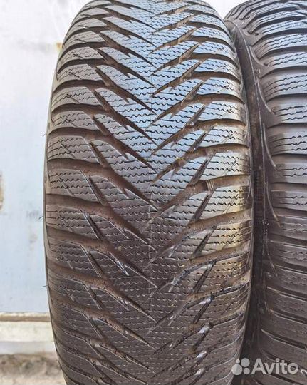 Goodyear UltraGrip 8 205/60 R16 96H
