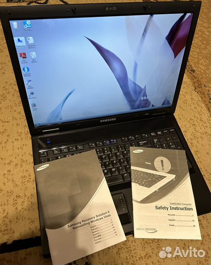 Ноутбук Samsung R700