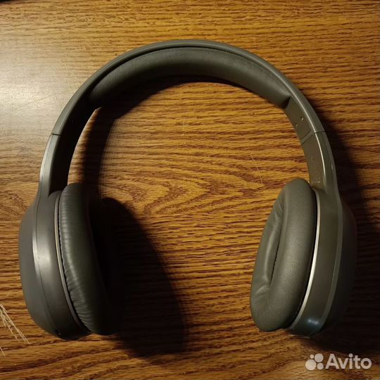 Беспроводные наушники edifier W600BT