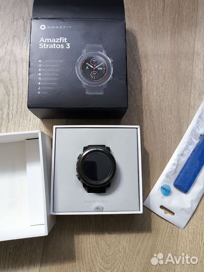 Смарт часы Amazfit Stratos 3