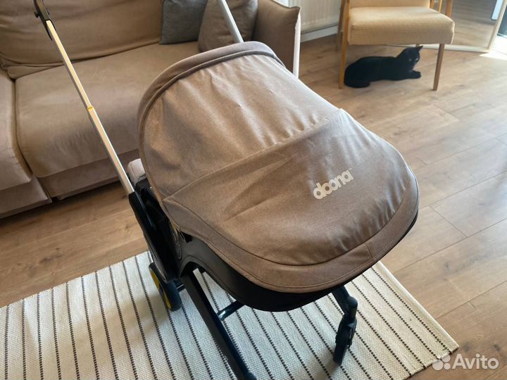 Коляска-автолюлька Doona