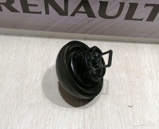 Крышка бензобака Renault sandero 2