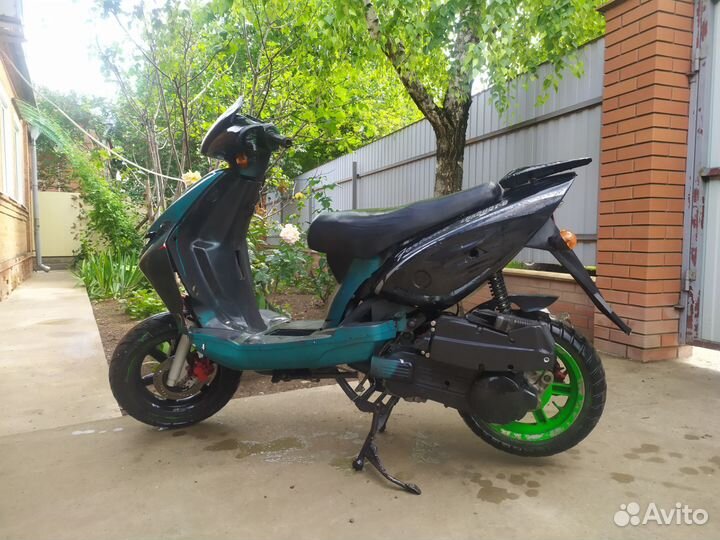 Скутер 125 кубов