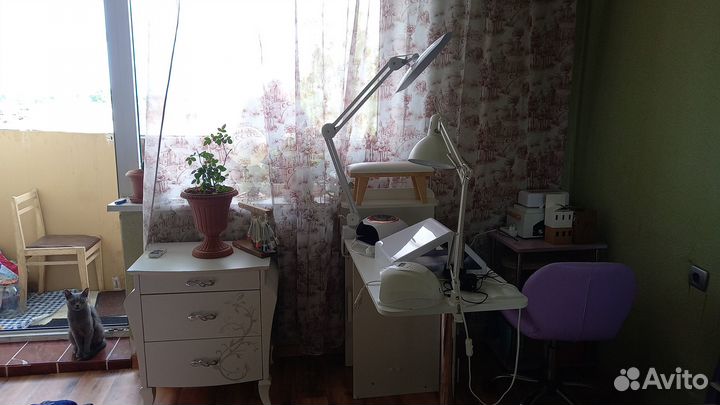 Маникюр на дому