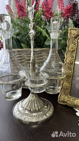 Старинный сервировочный круэт. Франция