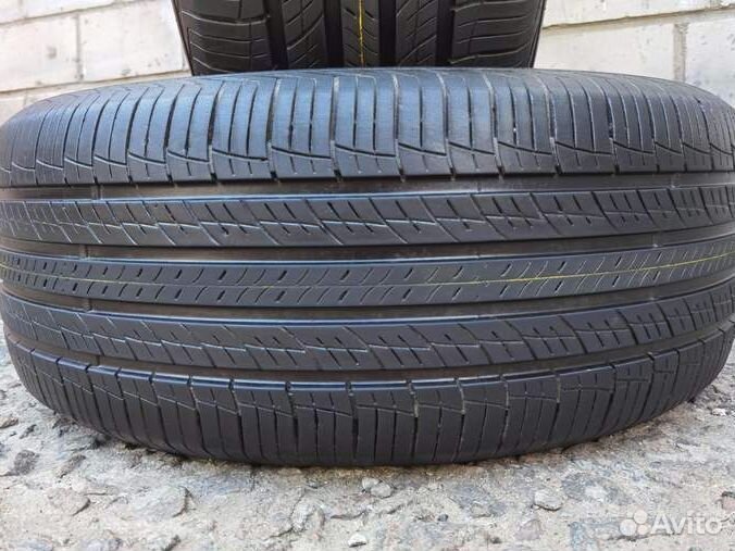 Hankook Dynapro HP2 RA33 255/55 R19 111V