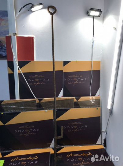 Ключ большой старинный