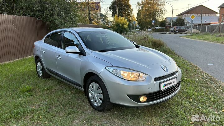 Renault Fluence 1.6 AT, 2011, 173 000 км