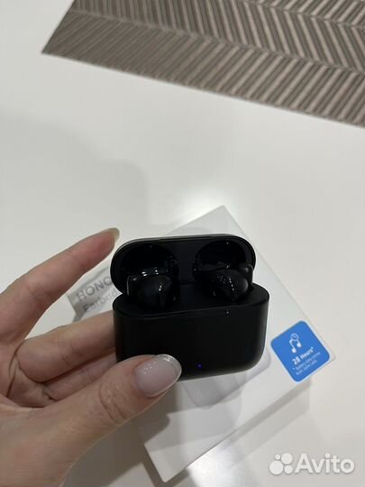 Беспроводные наушники