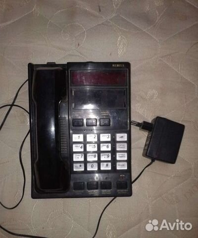 Телефон с автоответчиком