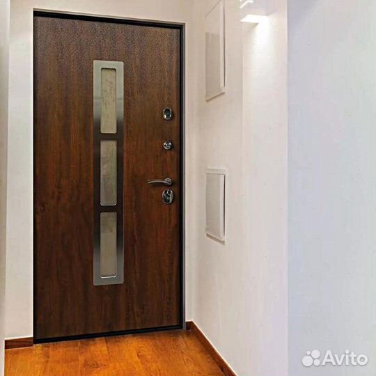 Входная дверь металлическая