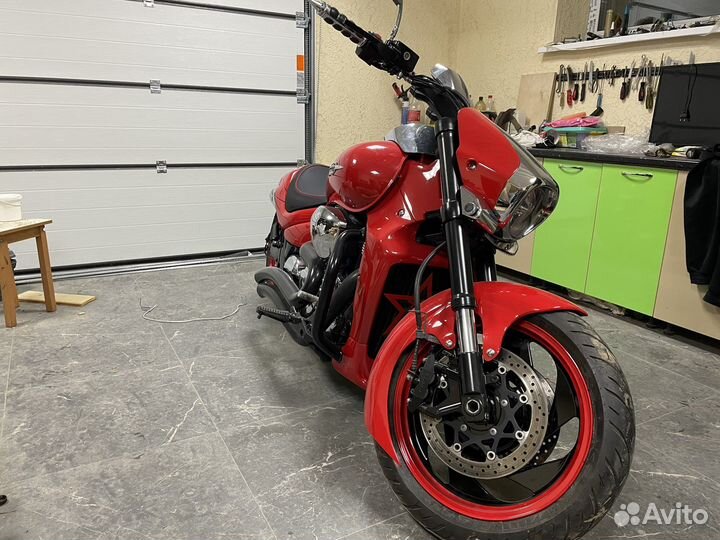 Suzuki boulevard m109r