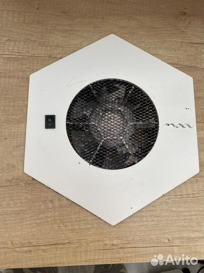 Стол маникюрный лофт с встроенной вытяжкой