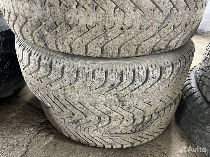 Goodyear UltraGrip 500 225/65 R17