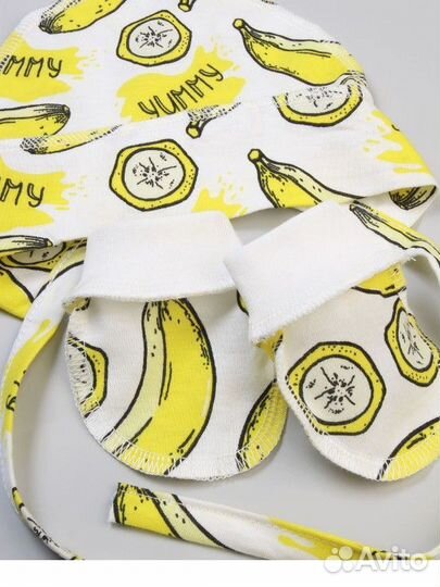 Комплект чепчиков и рукавички-антицарапки