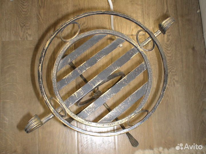 Подставка (стойка) для цветов