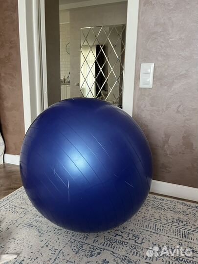 Гимнастический мяч фитбол