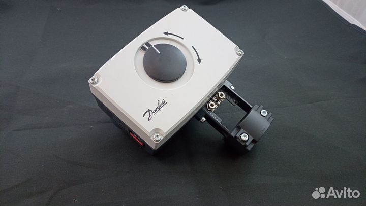 Danfoss 082H3040 - AMV 25 SU 230V actuator Электр