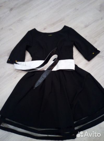 Платье женское