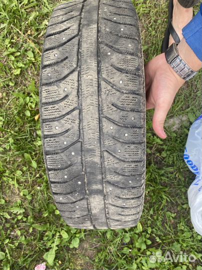 Bridgestone Ice Cruiser 7000 185/65 R15