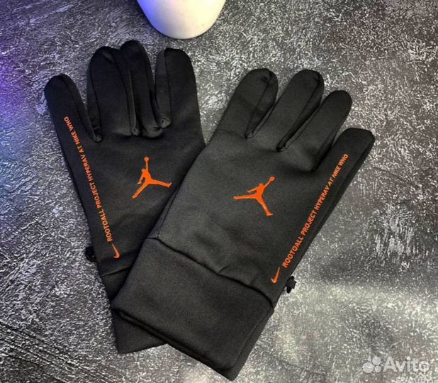 Перчатки Nike Hyperwarm Jordan